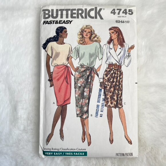 3 Butterick Sewing Patterns - Picture 4 of 7